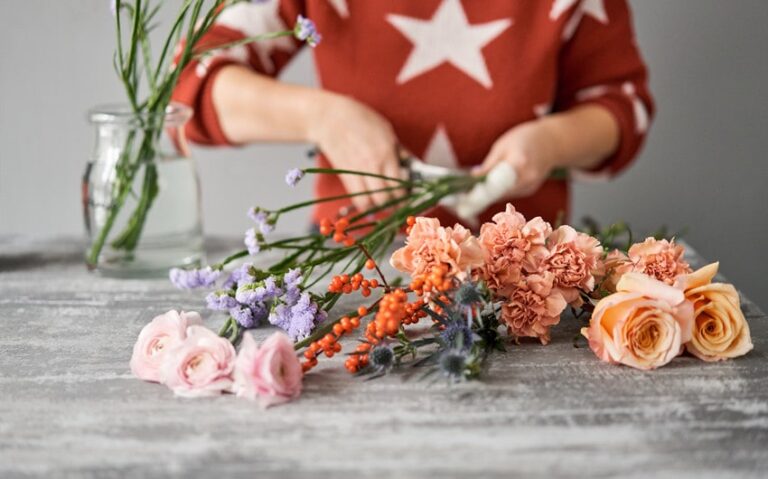 How Long Can Flowers Go Without Water Before They Wilt?