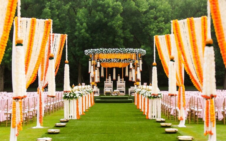 28 Pump Up Songs for Wedding Entrance That Will Get Everyone on Their Feet