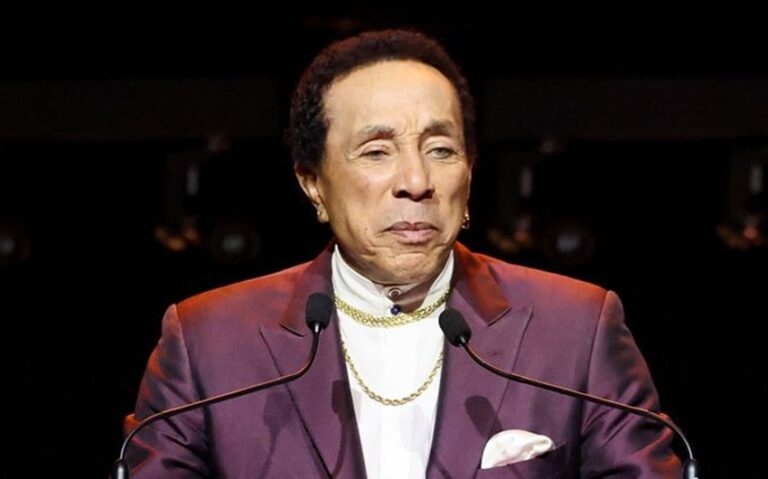 What’s Smokey Robinson Net Worth and How the Motown Legend Built His Wealth