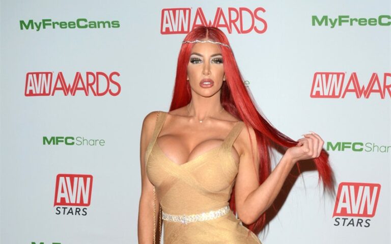 nicolette shea onlyfans